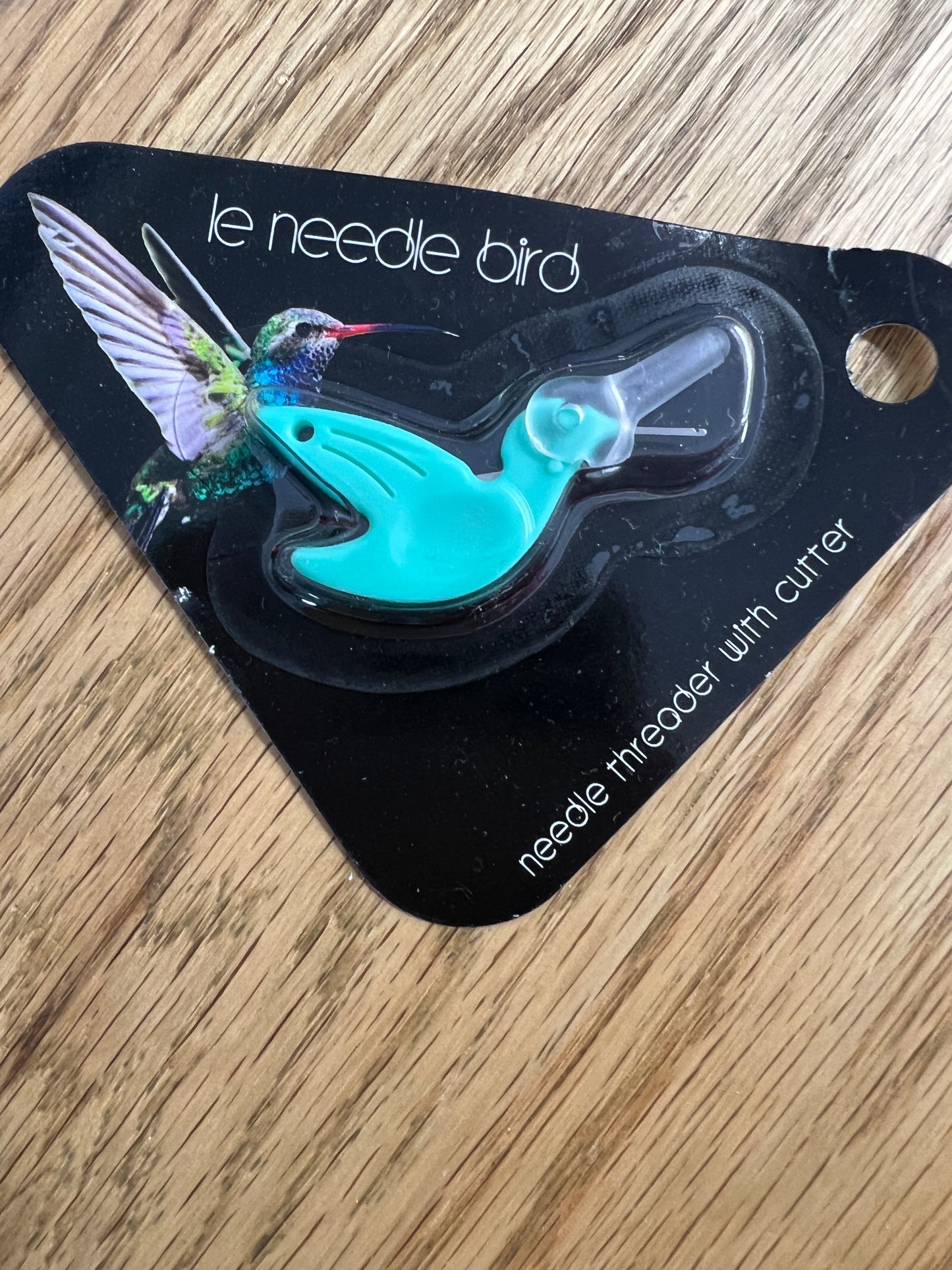 Hummingbird Needle threader