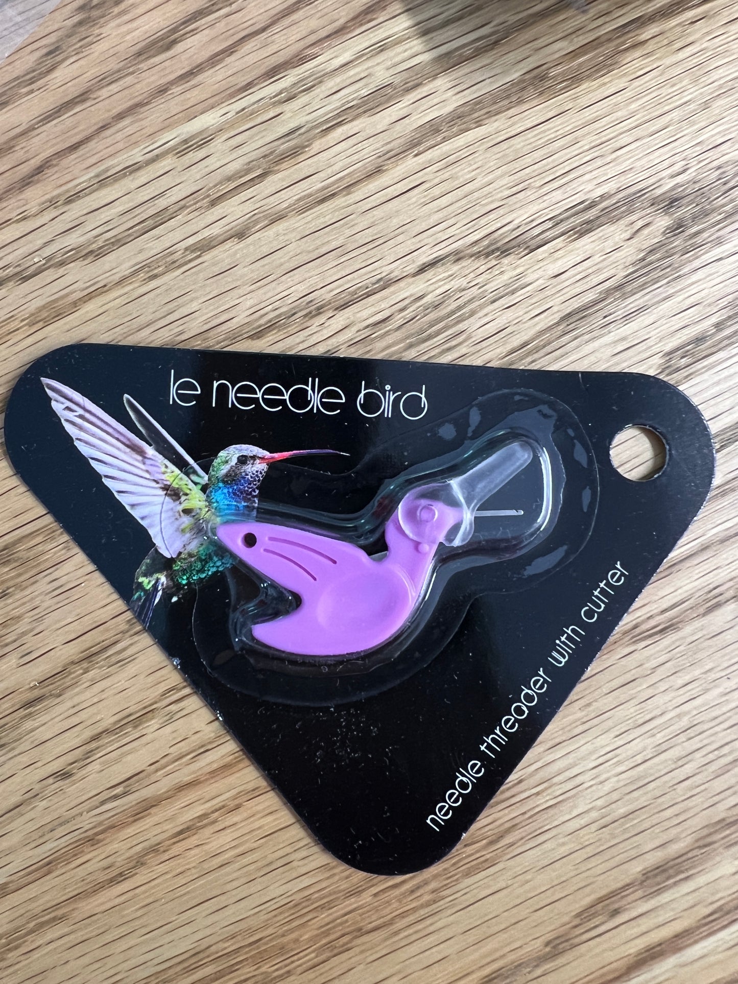 Hummingbird Needle threader